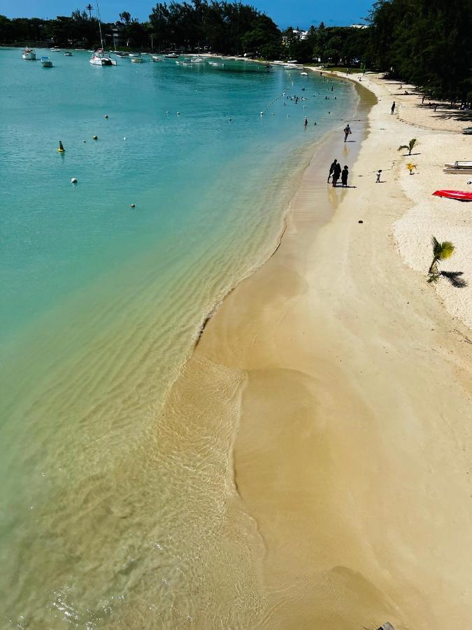 Grand Baie Beach Penthouse Buitenkant foto