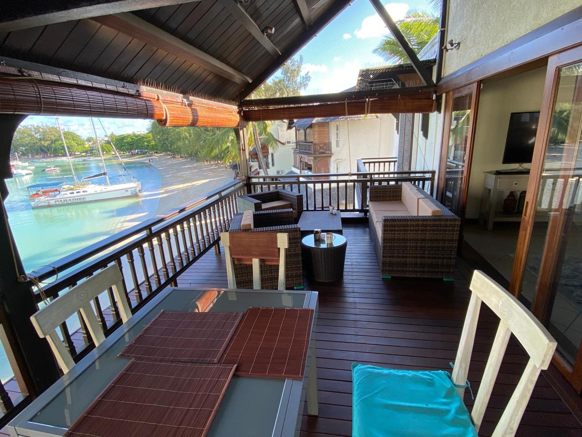 Grand Baie Beach Penthouse Buitenkant foto